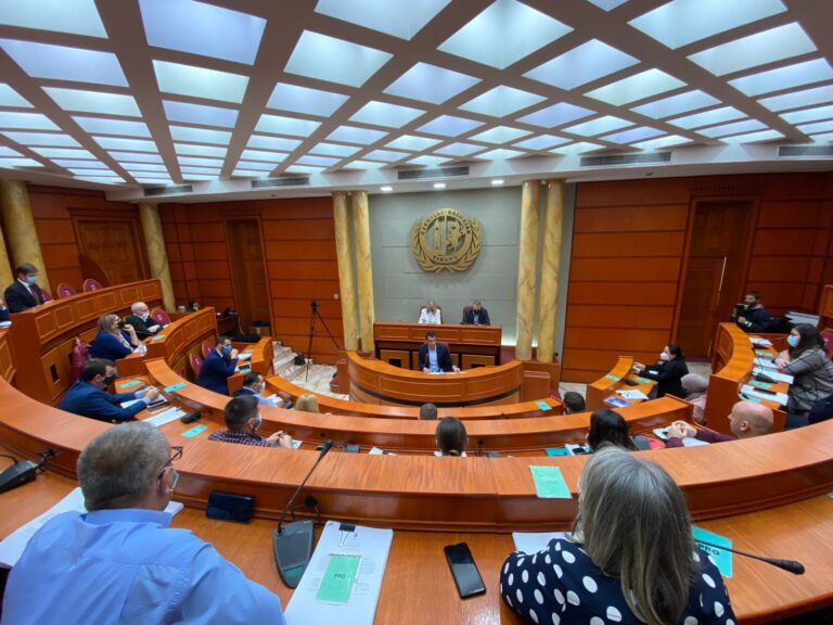 Veliaj: Familjet e para te “5 Maji” hyjnë në shtëpitë e reja brenda Vitit të Ri, kemi nisur ndërtimin e 3 pallateve në Kombinat