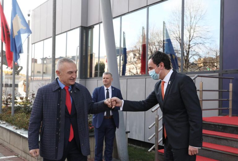 Zbardhet takimi i Metës me Kurtin: Marrëveshjet mes qeverive të konkretizohen në praktikë
