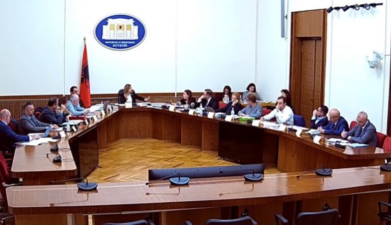 Nis hetimi për Inceneratorët, Jorida Tabaku: Në 3 kontratat, ligji është shkelur “me të dyja këmbët”
