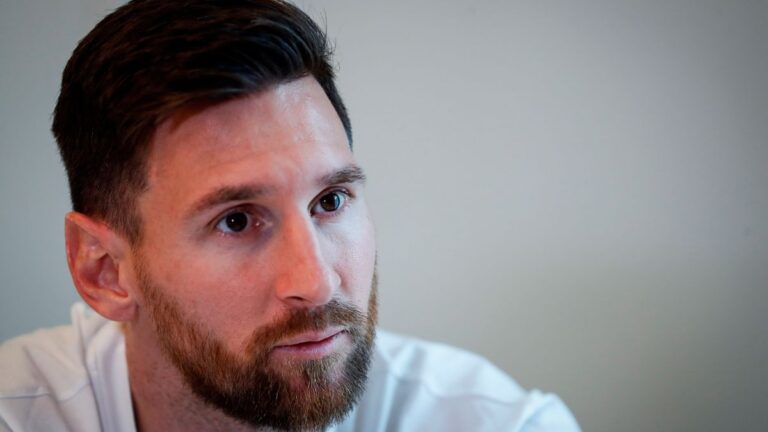 Messi: Askush nuk më kërkoi që të luaja falas për Barcelonën, një ditë do të rikthehem!