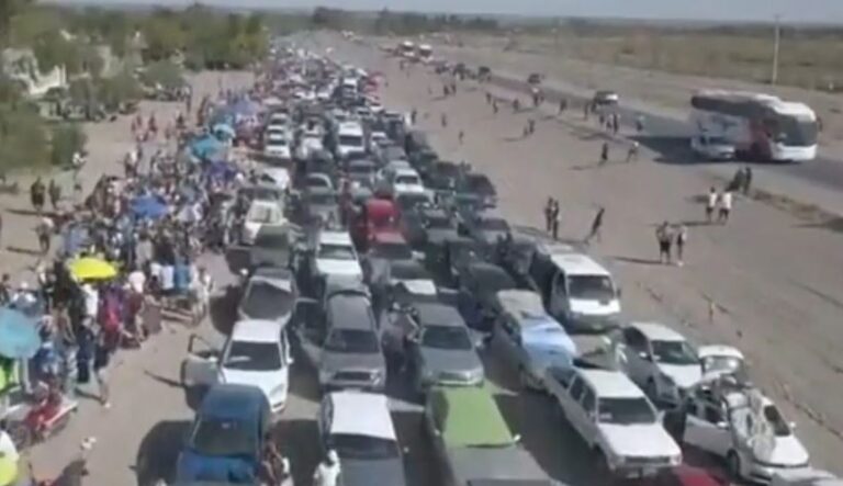 Çmenduri në Argjentinë, radhë kilometrike për të siguruar një biletë për klasiken ndaj Brazilit