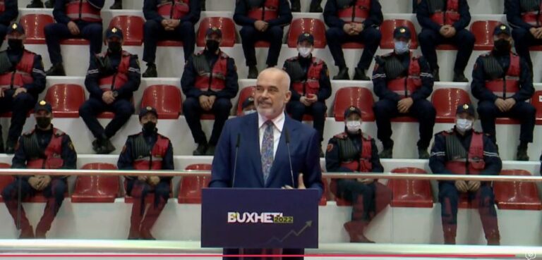 Rama: Qeshën për satelitët, mirë bënë se shëndet u bëhet!