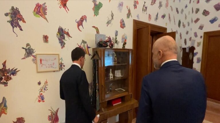 Mark Rutte mahnitet nga zyra e Ramës: Je i veçantë (VIDEO)