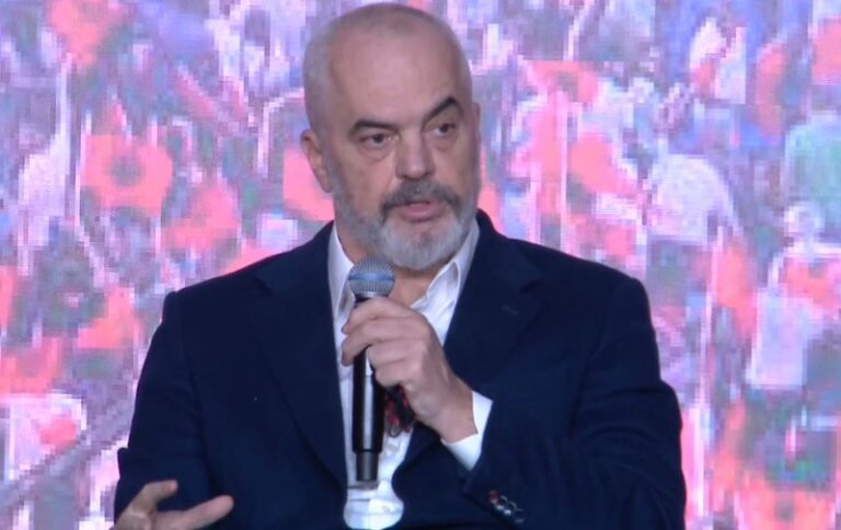 Rama: Familjet në Fushë-Krujë hyjnë sot në shtëpi të re