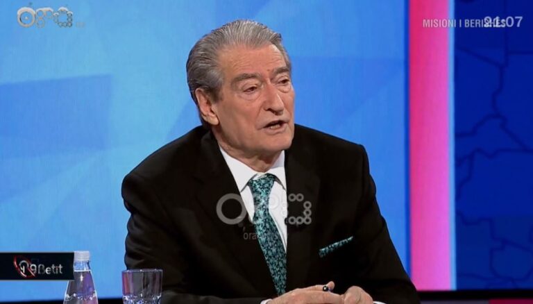 Ish-kryeministri Berisha: S’kam qenë pro për djegien e mandateve
