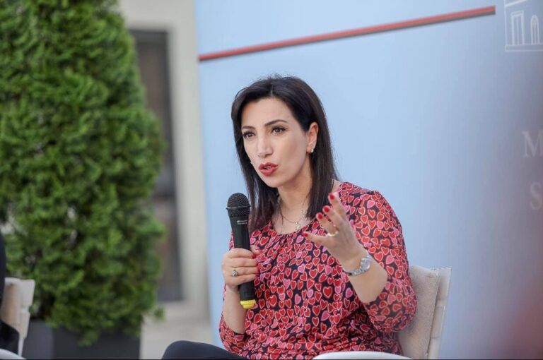 Ministrja Kushi: 400 inspektorë të rinj në institucionet arsimore