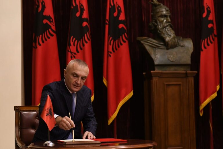 Meta përkujton Ibrahim Rugovën: Ideatori dhe vizionari i realizimit të projektit të lirisë
