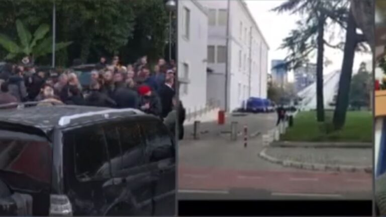 Protesta kundër Vuçiç dhe vjedhjes qeveritare, zbulohen emrat që do të flasin