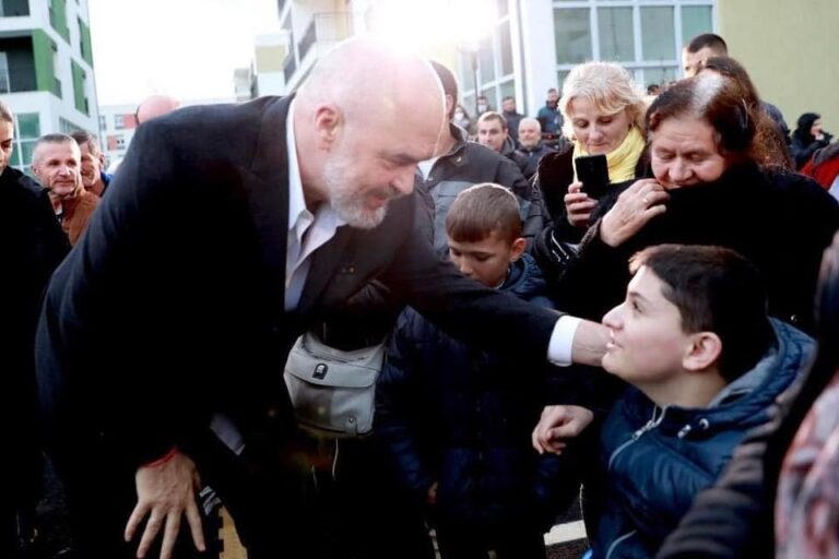 Rama: Gëzim në prag të një nate të paharrueshme Krishtlindjesh për banorët e Thumanës