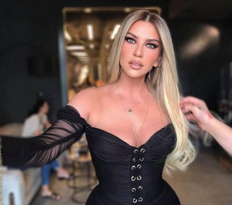 Leonora Jakupi publikon albumin e ri ”Amël” me 5 këngë (VIDEO)