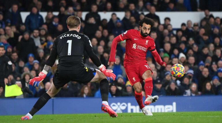 Chelsea dhe City ftojnë me vuajtje, Liverpooli triumfon me “poker” në derbi (VIDEO)