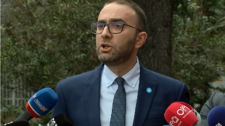 Gazment Bardhi: Protesta e 8 janarit ka qëllim të bunkerizojë PD-në