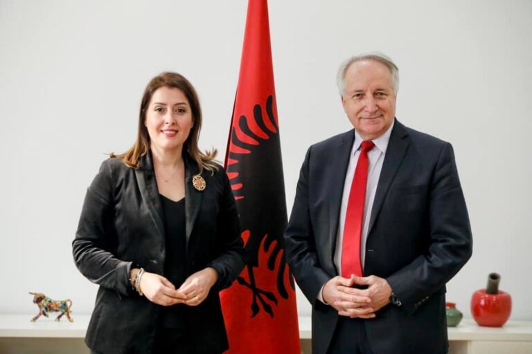 Vala e ”Omicron”, Manastirliu pret homologun nga Kosova: Forcojmë survejancën ndërkufitare