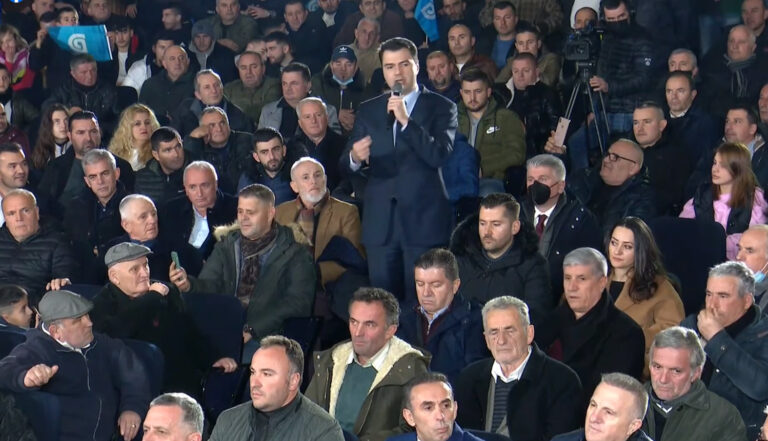 Anketa e Ramës, Basha: Pyet për gratë me 3 fëmijë dhe dhunon një 80-vjeçare