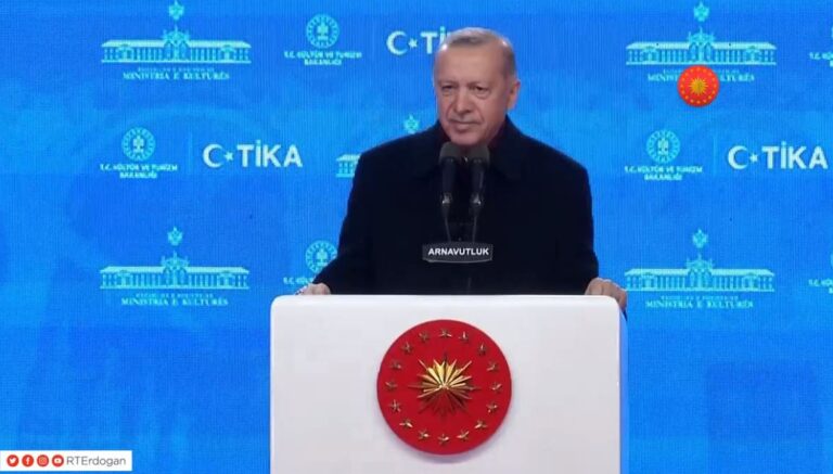 Erdogan në Shqipëri, Kikia: E ekzagjeruar kërkesa për FETO