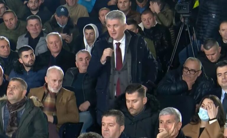 Gjekmarkaj: Basha është burrë që s’i dridhet qerpiku, është i gatshëm të bëhet kryeministër