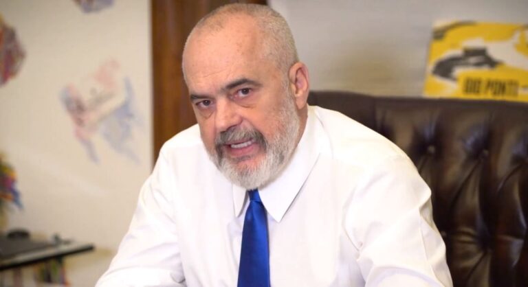 “Udhëtimi me charter 120 mijë euro”, Rama jep ”intervistë” për PD: Bileta ekonomike ka kushtuar 345 euro
