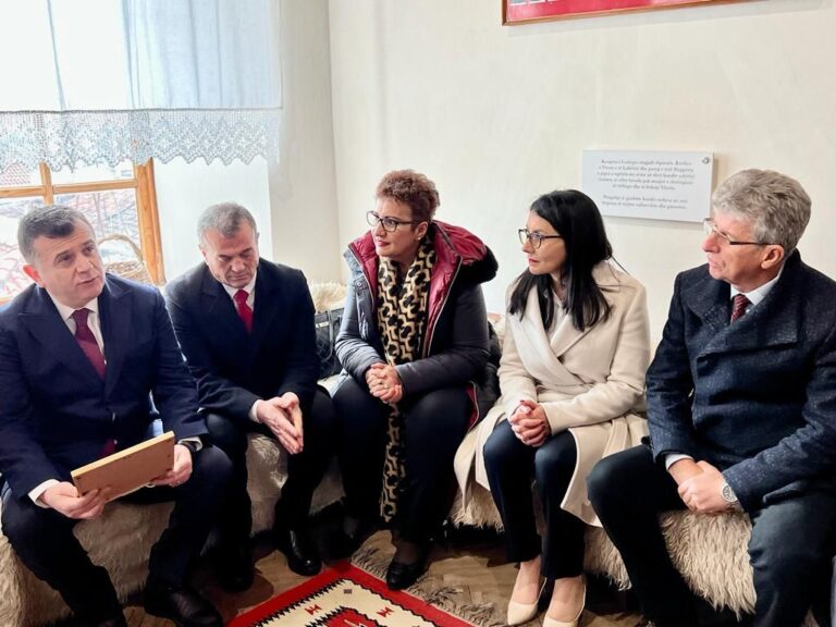 102 vjetori i Kongresit të Lushnjes, Balla: Ka një kontribut historik në shtet-formimin e Shqipërisë