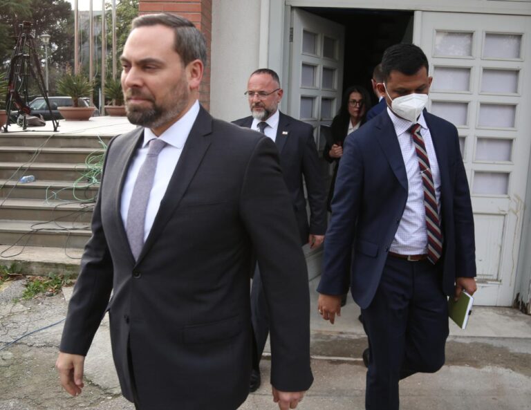 Basha tregon se për çfarë foli me zv/ambasadorin e SHBA-së në selinë blu