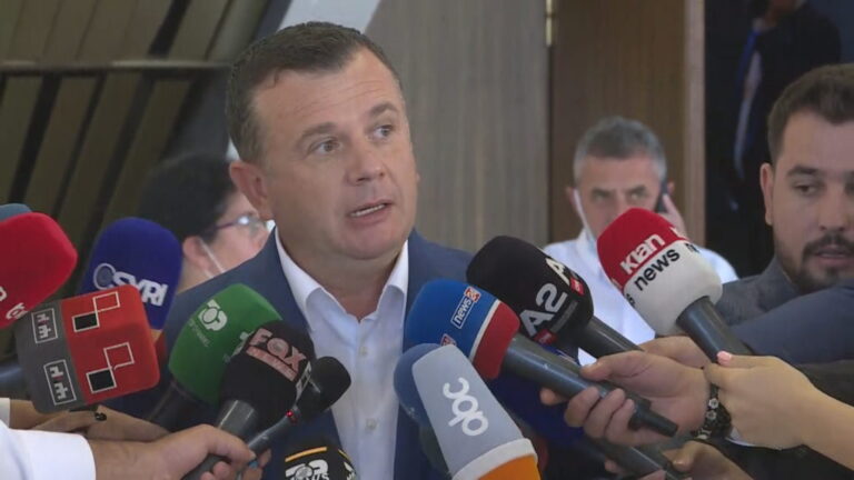 Taulant Balla: Nga nesër deputetët e PS nisin kontrolle për çmimin e karburanteve dhe ushqimeve!