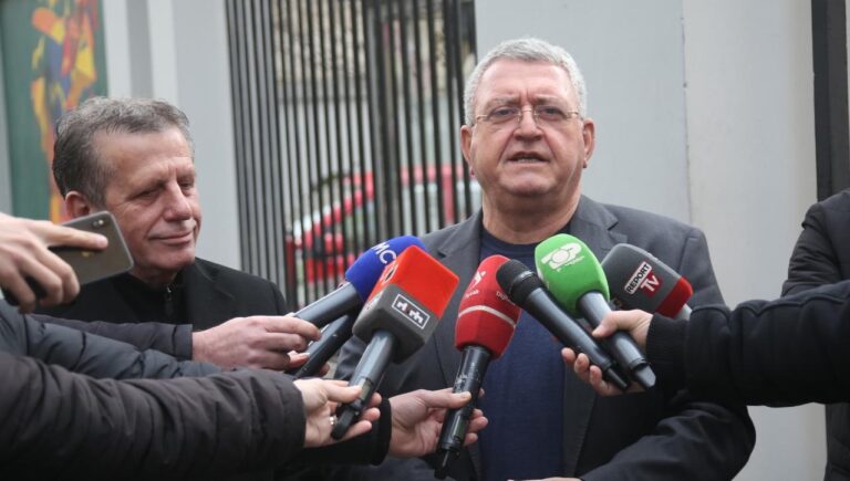 Prokuroria nis hetimet ndaj Armand Dukës. Reagimi i FSHF: Kjo lidhet me kandidimin e tij, PS-ja synon të zaptojë edhe Federatën