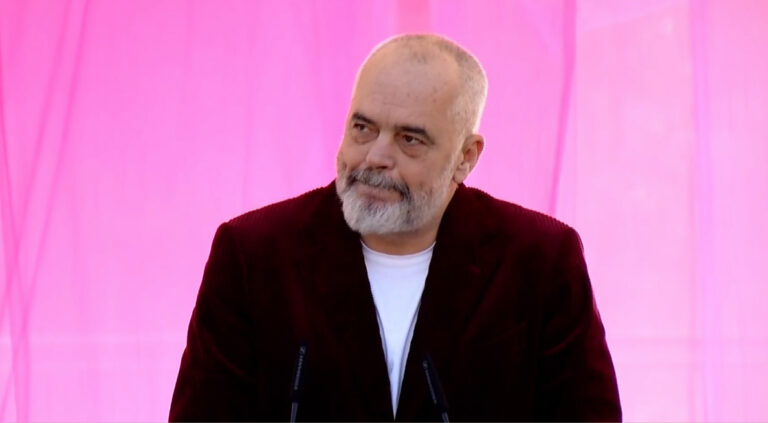 Batutat e Ramës: FRESSH u bë 30-vjeç, nuk quhet më i ri, vetëm Pandeli Majko nuk plaket!
