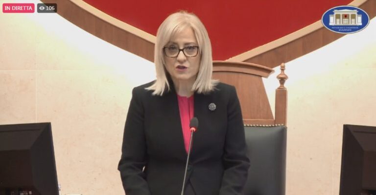 Kryeparlamentarja Lindita Nikolla tregon prioritetet e Kuvendit për vitin 2022