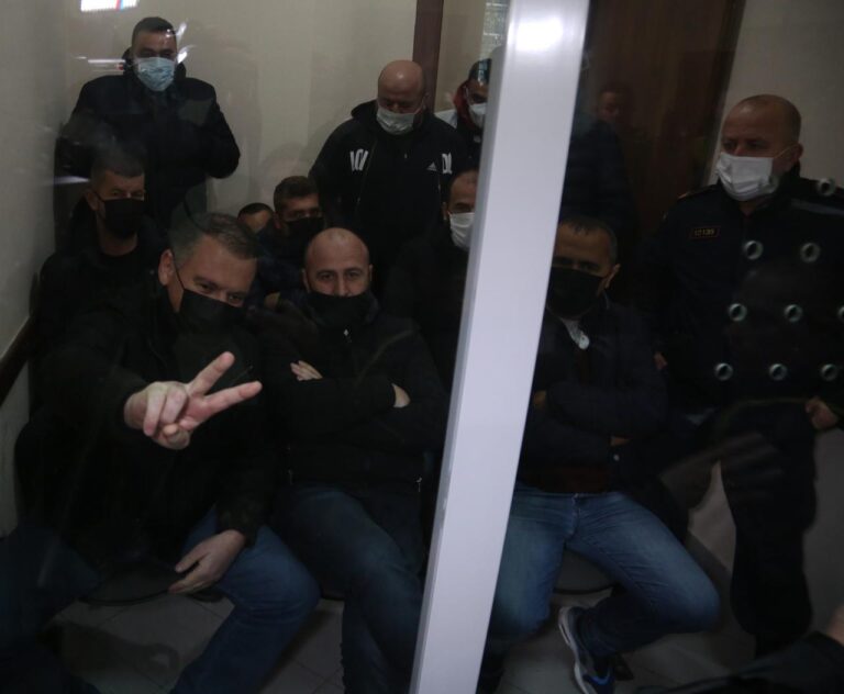 Asnjë në burg për trazirat në PD