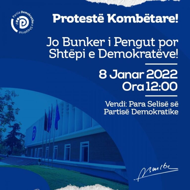 Qindra demokratë nisen nga Korça drejt Tiranës për protestën e madhe të thirrur nga Sali Berisha