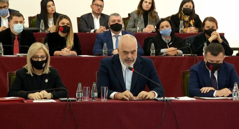 Rama nis përgatitjet për zgjedhjet në 6 bashki, e fillon nga Fieri