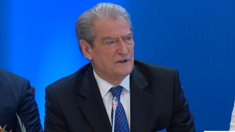 Berisha i kthehet Bashës: Belgët erdhën sërish, herën e tretë do jesh në pozita krejt tjera!