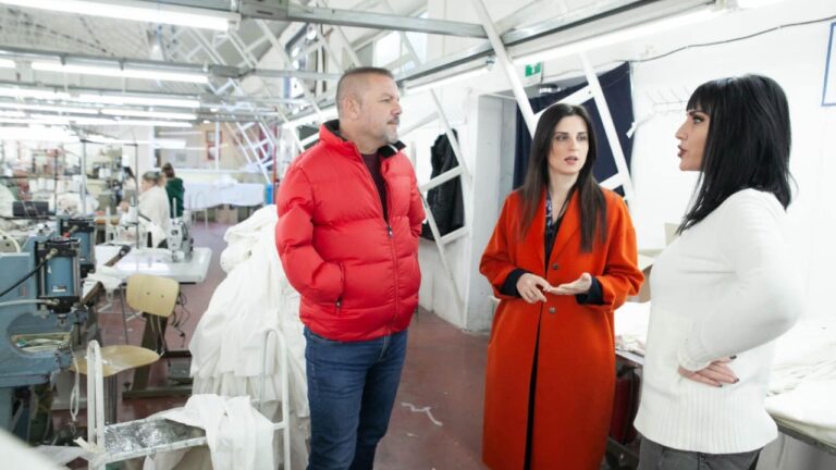 Bizneset fasone, Sako: Gratë dhe vajzat kanë mbështetjen e Bashkisë së Durrësit