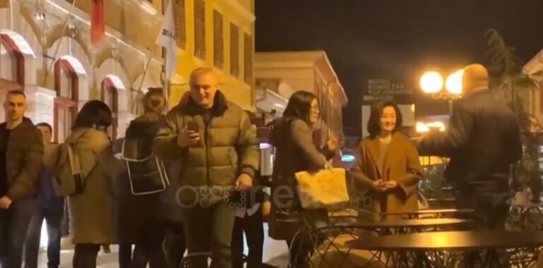 Ambasadorja amerikane Yuri Kim viziton Shkodrën