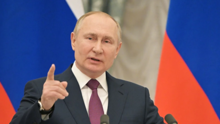 Rusia kryen testet e raketave me kapacitete bërthamore, i mbikëqyr Putin