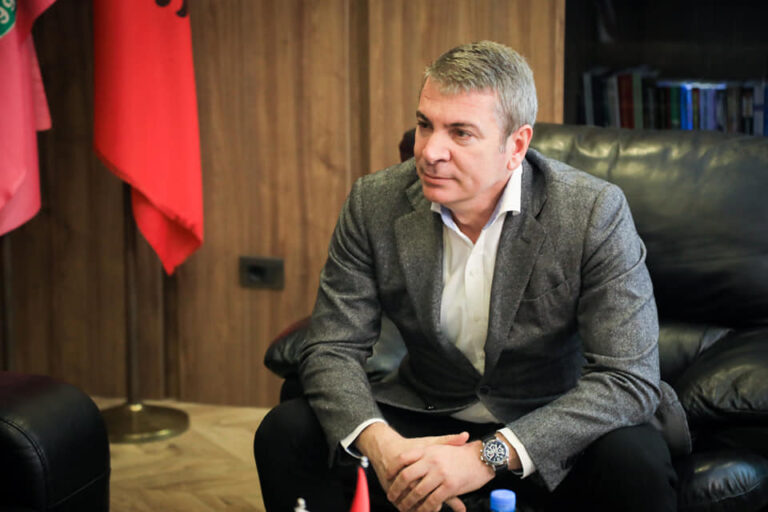 Gjiknuri: Në Vlorë u riktheva pas një periudhe shkëputjeje, dhe kjo e bëri më të vështirë