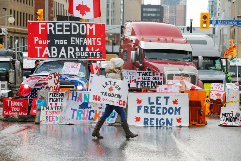 Ontario shpall gjendje të jashtëzakonshme, shkak protesta e shoferëve
