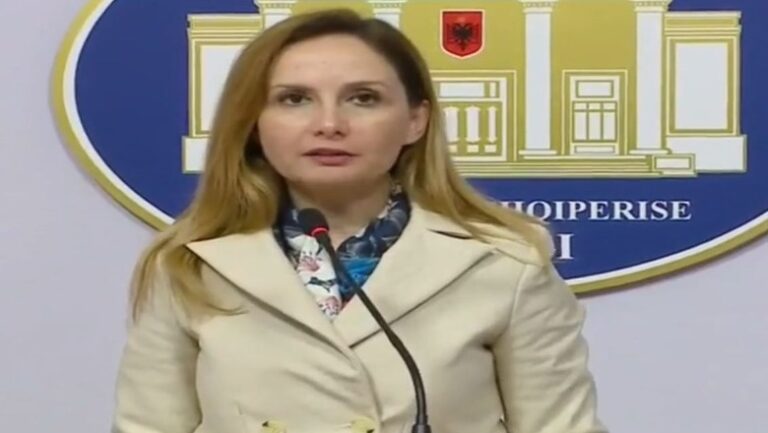 Inceneratori i Elbasanit, Tabaku: U është bërë presion punonjësve të firmosin kontratat