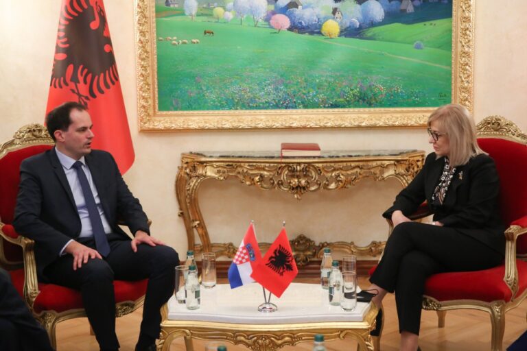 Lindita Nikolla pret ministrin kroat: Të rrisim bashkëpunimin dypalësh në fushën e drejtësisë
