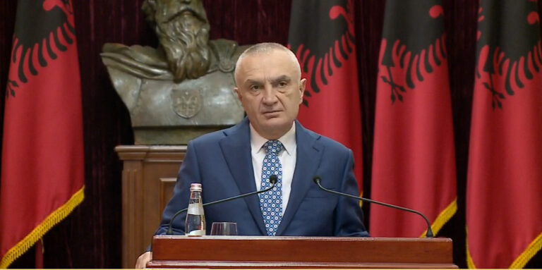 “Jam Ilir Meta o superbudallenj”/Presidenti: Ja kë paralajmërova dhe kush do të dëshpërohet pafund