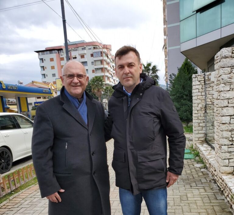 Vasili me kandidatin e koalicionit ”Shtëpia e Lirisë”: Me Elton Banon, Lushnja do ndryshojë rrënjësisht