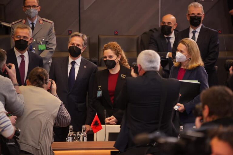 Xhaçka në mbledhjen e NATO-s për Ukrainën: Roli i Shqipërisë është vlerësuar nga aleatët