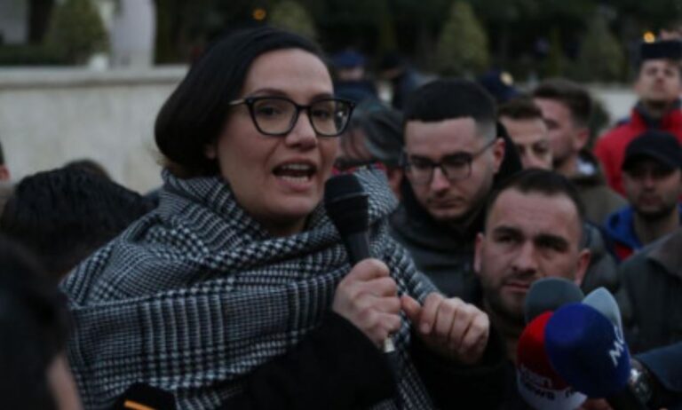 Aktivistja thirrje qytetarëve: Të protestojmë deri sa të shohim masa konkrete, nuk duam retorikë