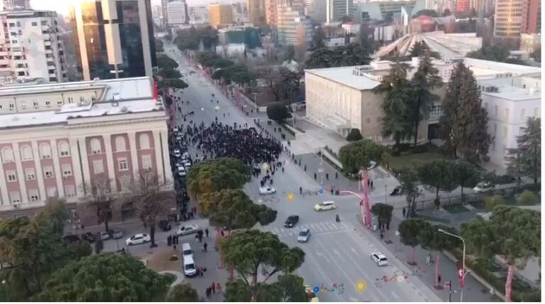 Protesta përfundoi sot me pak veta, ndaj duhet motivim dhe organizim (VIDEO)