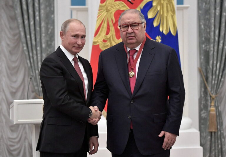 SHBA sanksionon zëdhënësin e Putin dhe oligarkët e fuqishëm rusë