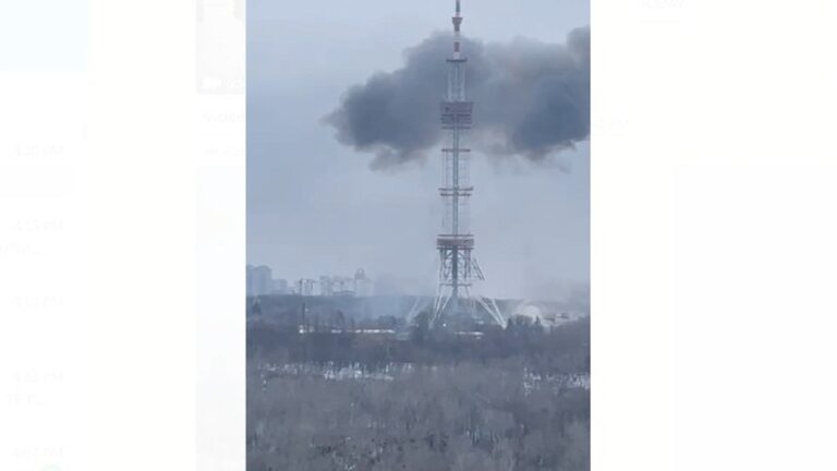 Rusia nis sulmet me precizion të lartë, bombardohet kulla në Kiev (VIDEO)