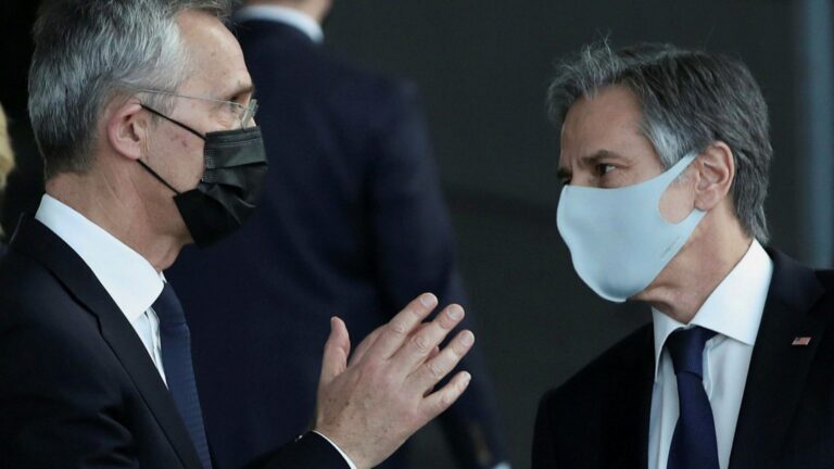 Stoltenberg takim urgjent me Blinken: Sulmi në centralin bërthamor pamaturi e Rusisë. Lufta duhet të marrë fund!