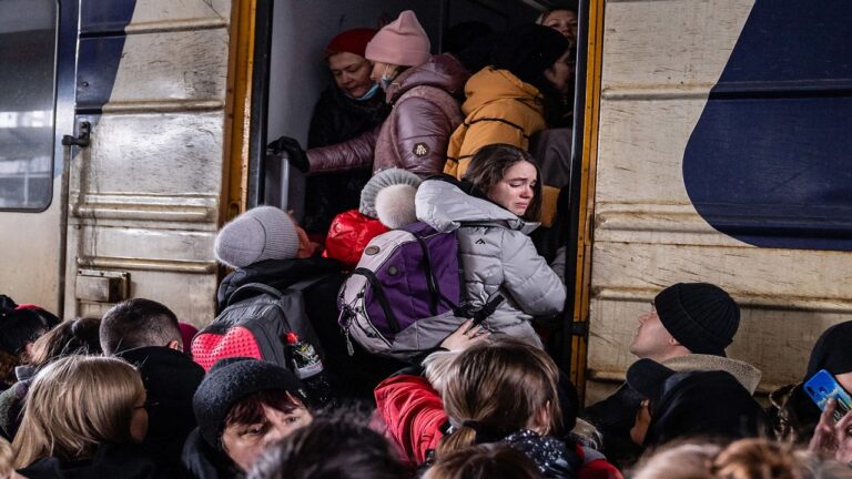 Rusia shpall armëpushim sot dhe hap korridoret humanitare për civilët