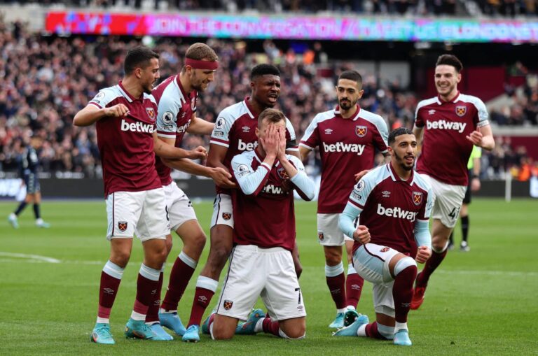 Sulmuesi ukrainas shënon për West Ham, por më pas shpërthen në lot (VIDEO)