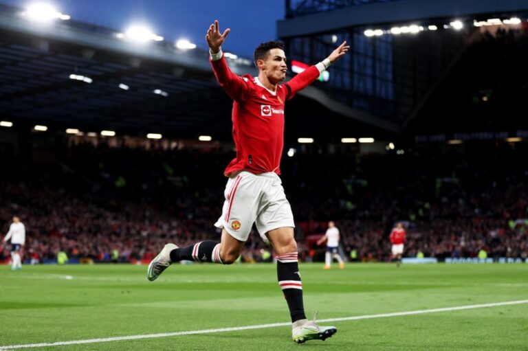 Rekordmeni Cristiano Ronaldo, mund i vetëm me tripletë Tottenhamin (VIDEO)