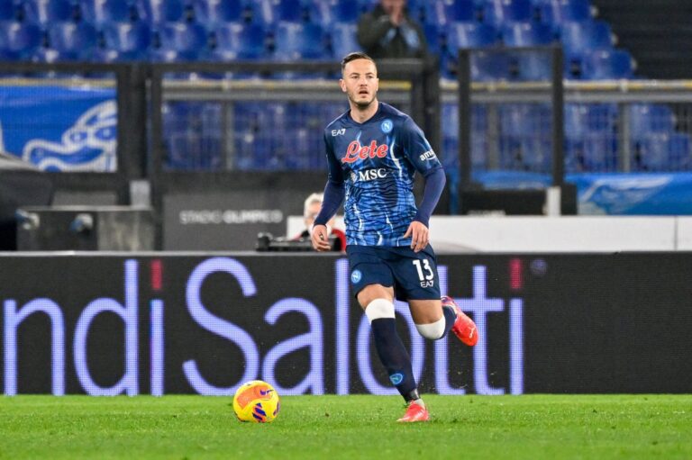 Rrahmani sfidon Milanin për titullin: Dua të mbahemi mend si heronj te Napoli!